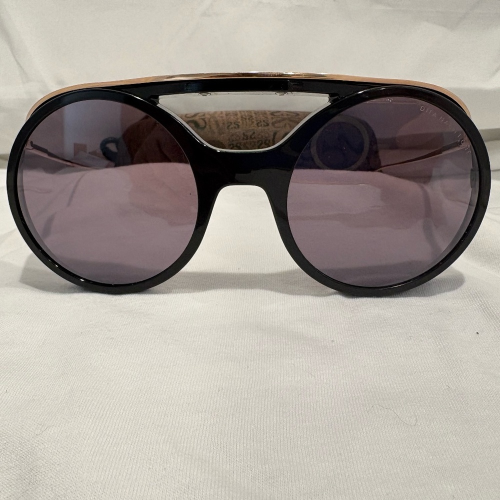 NEW! DITA NACHT ONE DTS 108; BALCK WITH GOLD FRAME GREY GRADIENT LENS